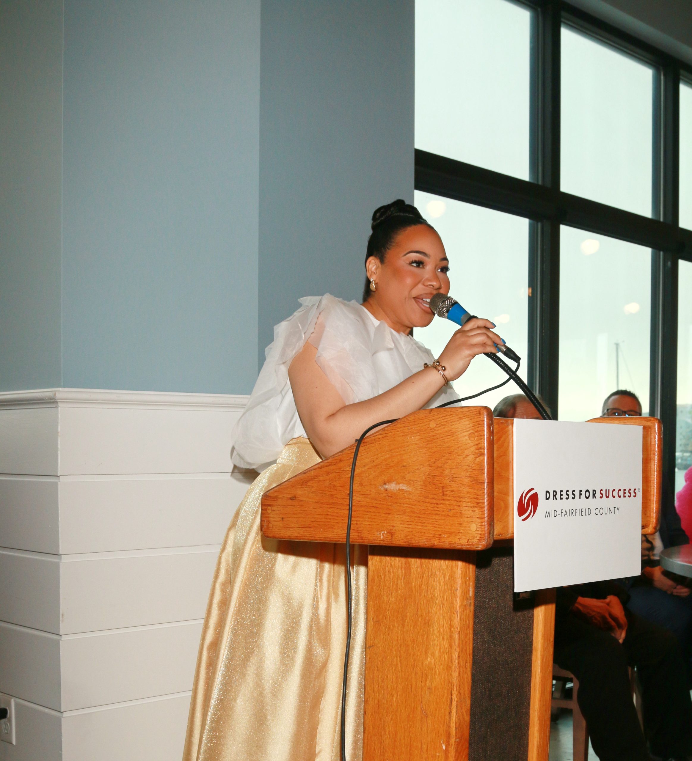 Dress for Success Mid-Fairfield County Honors Carmen Nieves with Empowerment Award